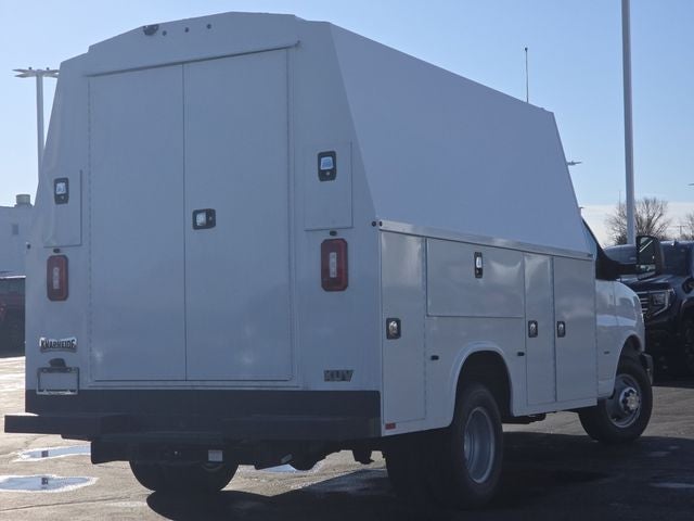 2025 Chevrolet Express Cutaway 3500 Work Van