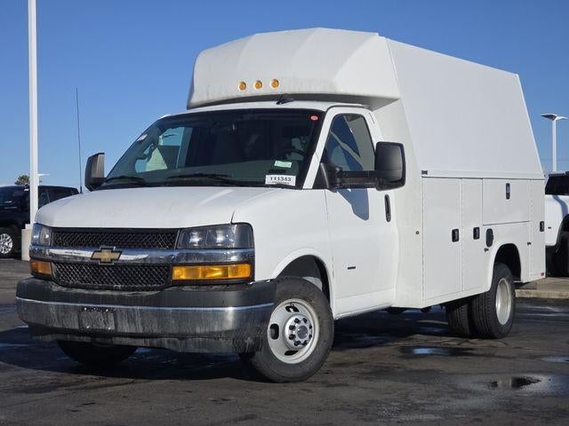 2025 Chevrolet Express Cutaway 3500 Work Van