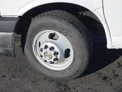 2025 Chevrolet Express Cutaway 3500 Work Van