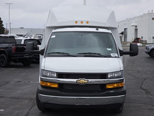 2025 Chevrolet Express Cutaway 3500 Work Van