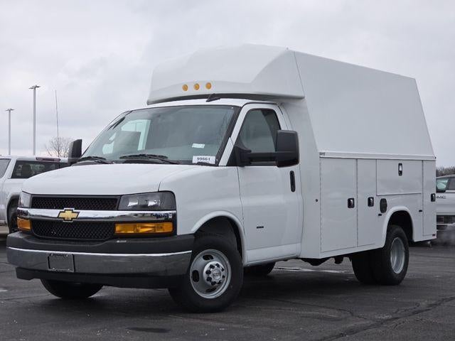2025 Chevrolet Express Cutaway 3500 Work Van