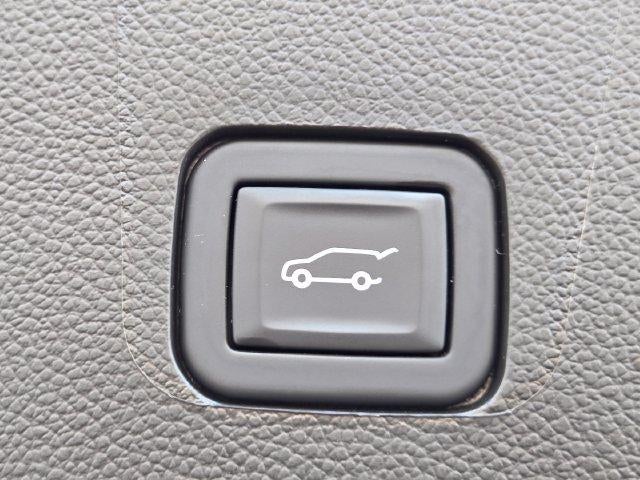 2023 Chevrolet Traverse 1LT - Photo 19