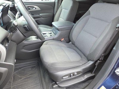 2023 Chevrolet Traverse LT