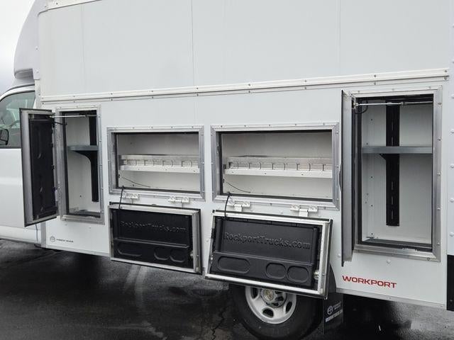 2026 Chevrolet Express Cutaway 3500 Work Van