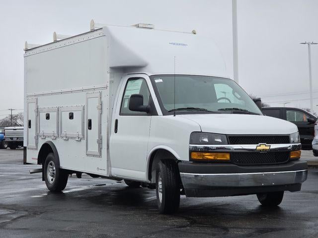 2026 Chevrolet Express Cutaway 3500 Work Van