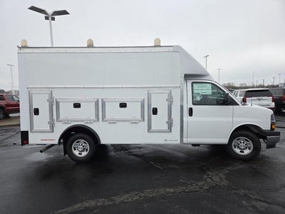 2026 Chevrolet Express Cutaway 3500 Work Van