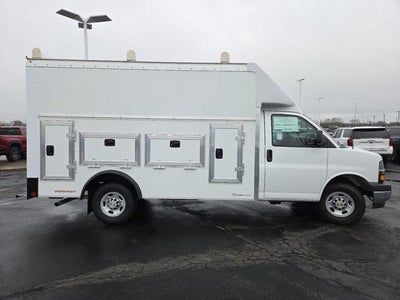 2026 Chevrolet Express Cutaway 3500 Work Van