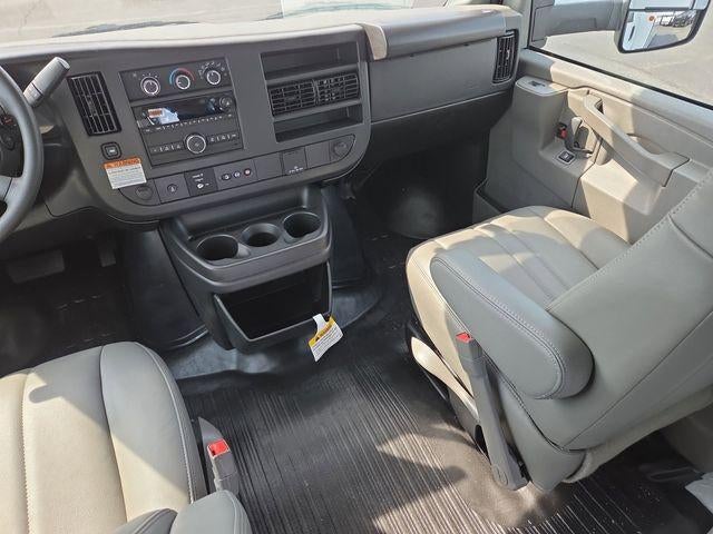 2025 Chevrolet Express Cutaway 3500 Work Van