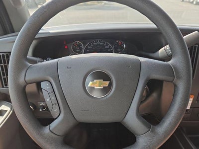 2025 Chevrolet Express Cutaway 3500 Work Van