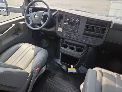 2025 Chevrolet Express Cutaway 3500 Work Van