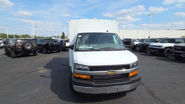 2025 Chevrolet Express Cutaway 3500 Work Van