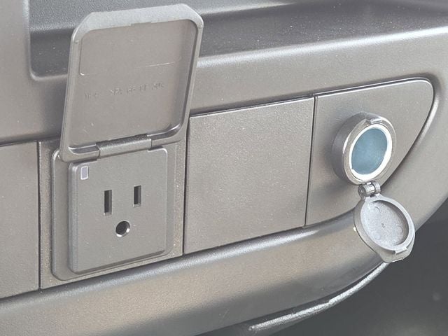 2025 Chevrolet Express Cutaway 3500 Work Van