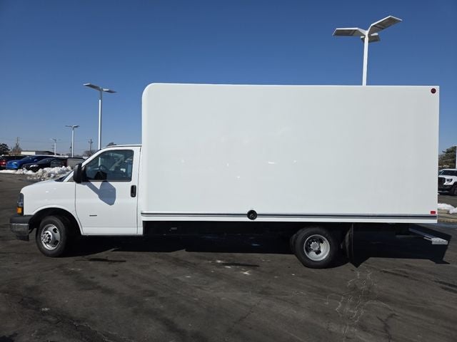 2026 Chevrolet Express Cutaway 3500 Work Van