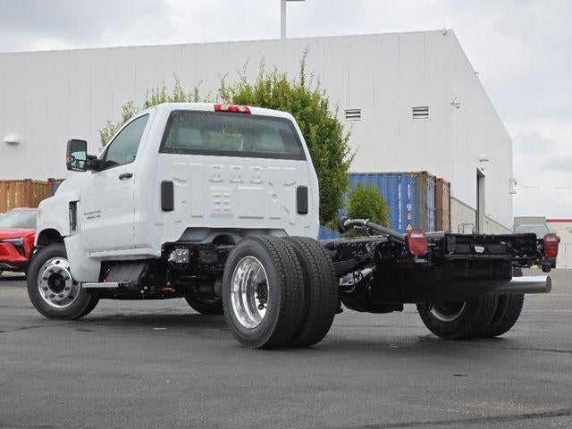 2024 Chevrolet Silverado 5500 HD Work Truck