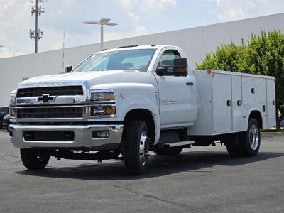 2024 Chevrolet Silverado 5500 HD Work Truck