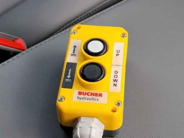 2024 Chevrolet Silverado 6500 HD Work Truck