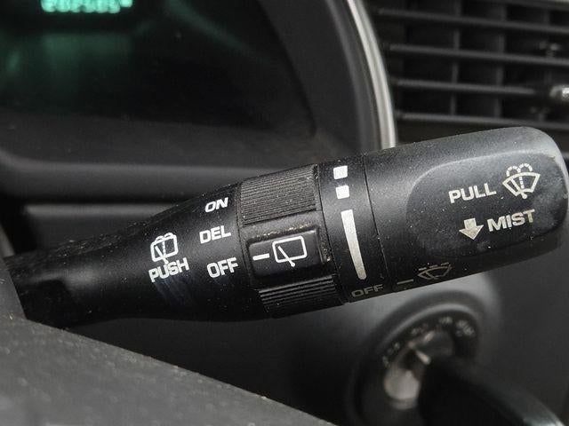 2005 Chrysler Pacifica Base