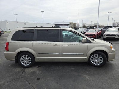 2015 Chrysler Town & Country Touring