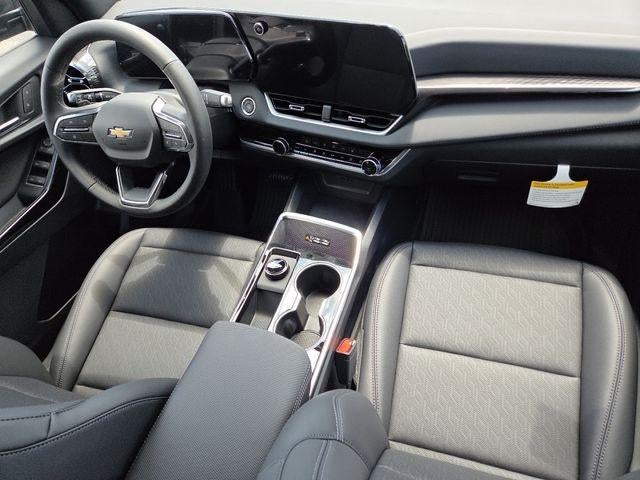 2027 Chevrolet Equinox LT - Photo 22
