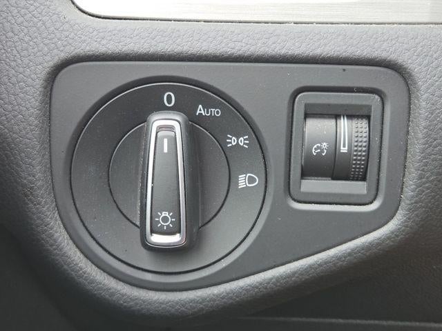 2017 Volkswagen Golf Wolfsburg