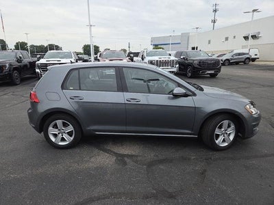 2017 Volkswagen Golf Wolfsburg