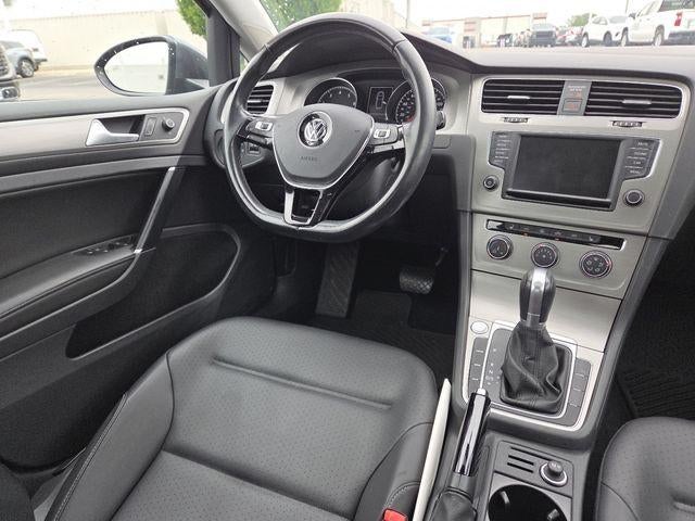 2017 Volkswagen Golf Wolfsburg