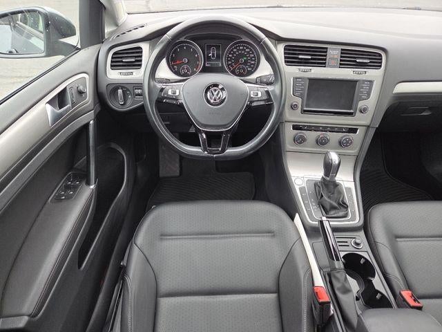 2017 Volkswagen Golf Wolfsburg