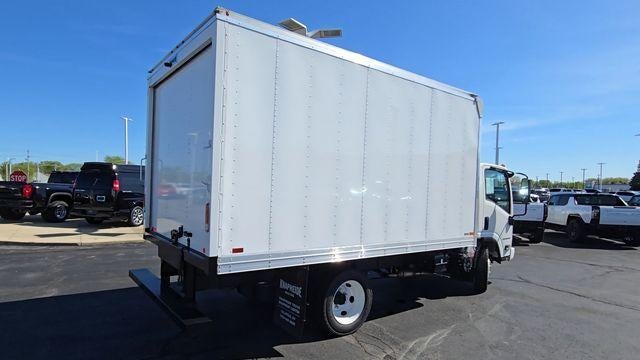 2025 Chevrolet Low Cab Forward 4500 Base