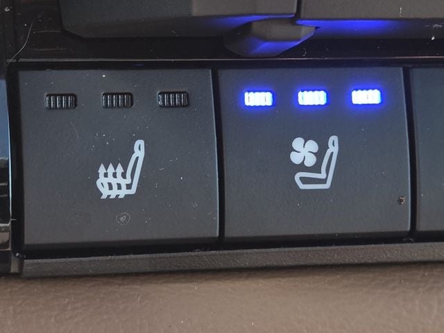 2025 Toyota Tundra Hybrid 1794 Edition