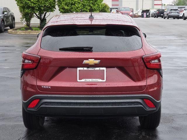 2024 Chevrolet Trax LS - Photo 17