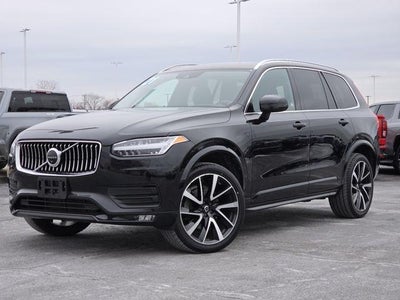 2021 Volvo XC90 T6 Momentum