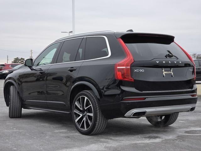 2021 Volvo XC90 T6 Momentum