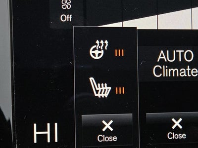 2021 Volvo XC90 T6 Momentum