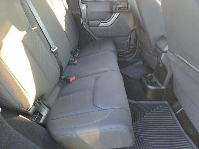 2014 Jeep Wrangler Unlimited 4WD 4dr Sport