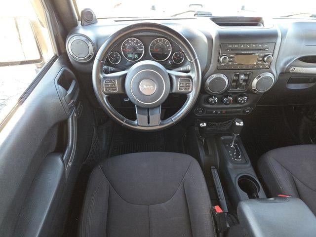 2014 Jeep Wrangler Unlimited 4WD 4dr Sport