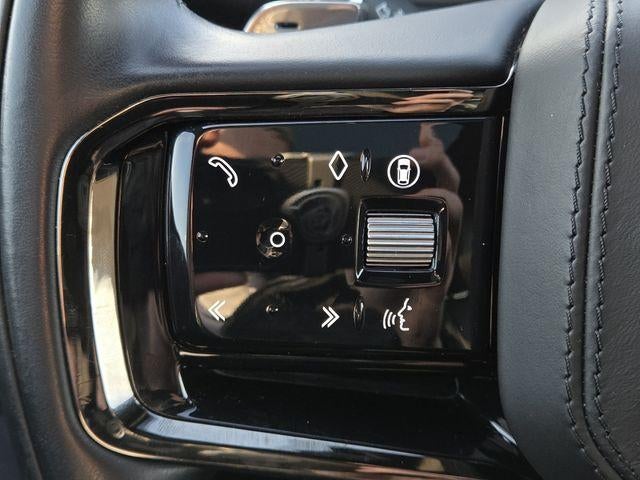 2025 Land Rover Range Rover Velar P250 Dynamic SE